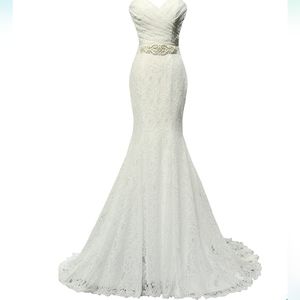 Elegant White Lace Strapless Wedding Dress with Beaded Waist